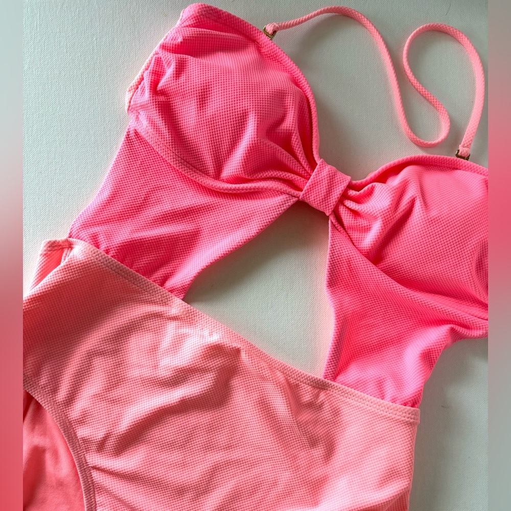 New! 💕  | Gianni Bini | Into The Blues Pink Cutout Swimsuit | Size M
